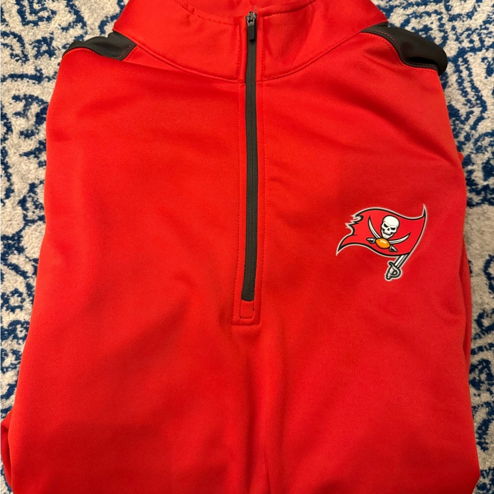 Tampa Bay Buccaneers Pullover